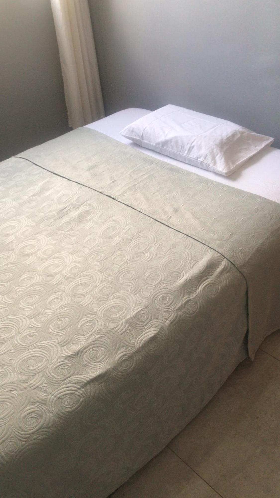 Apartamento Em Londrina Privado Com 2 Quartos De Casal Com Utensilios Garagem E Wifi Apartamento Exterior foto